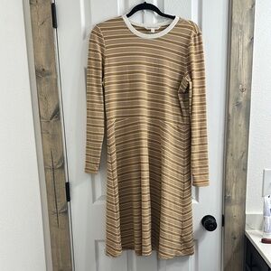 DownEast Tan and White Long Sleeve Sheath Dress